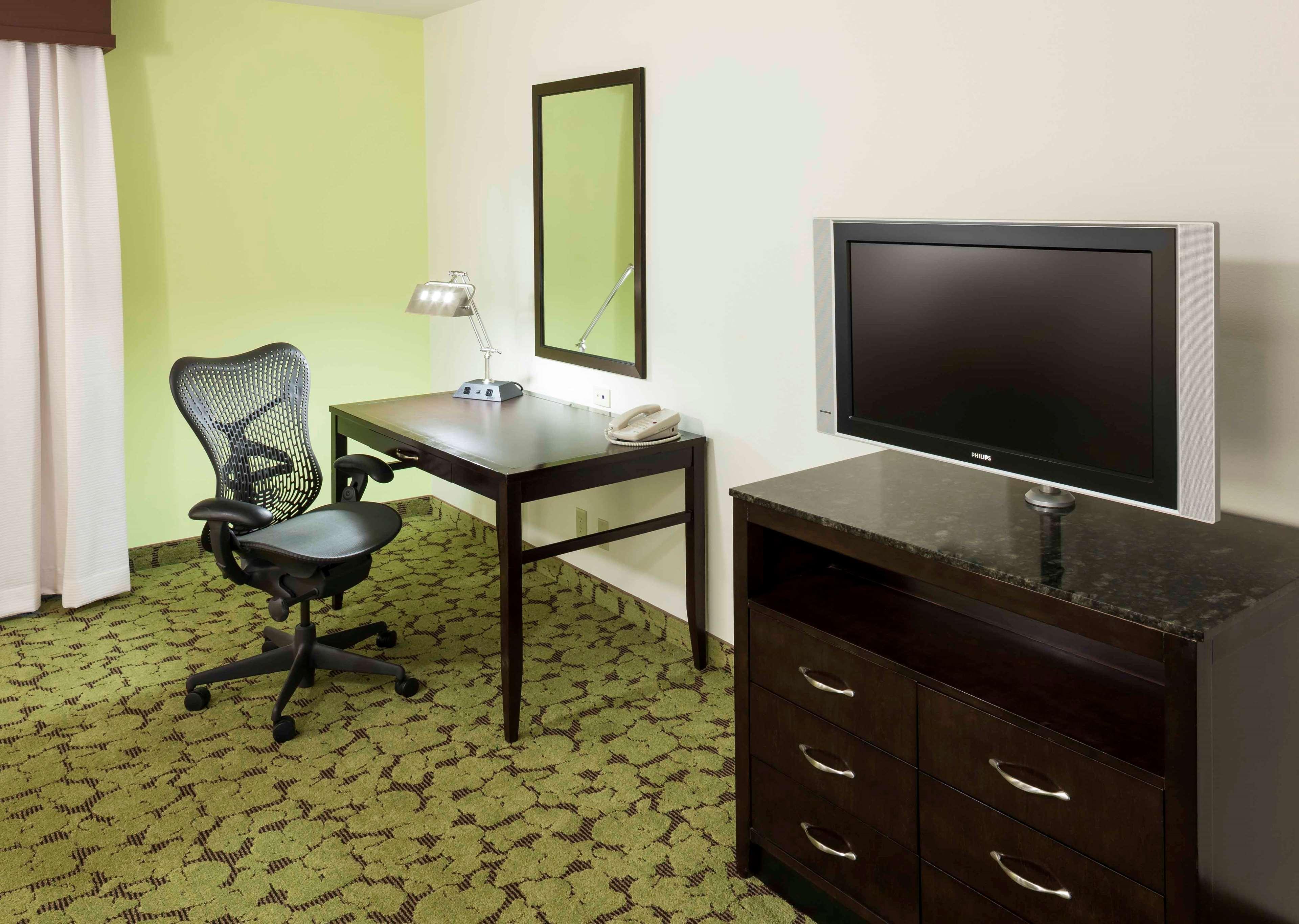 Hilton Garden Inn Dallas Lewisville Zewnętrze zdjęcie