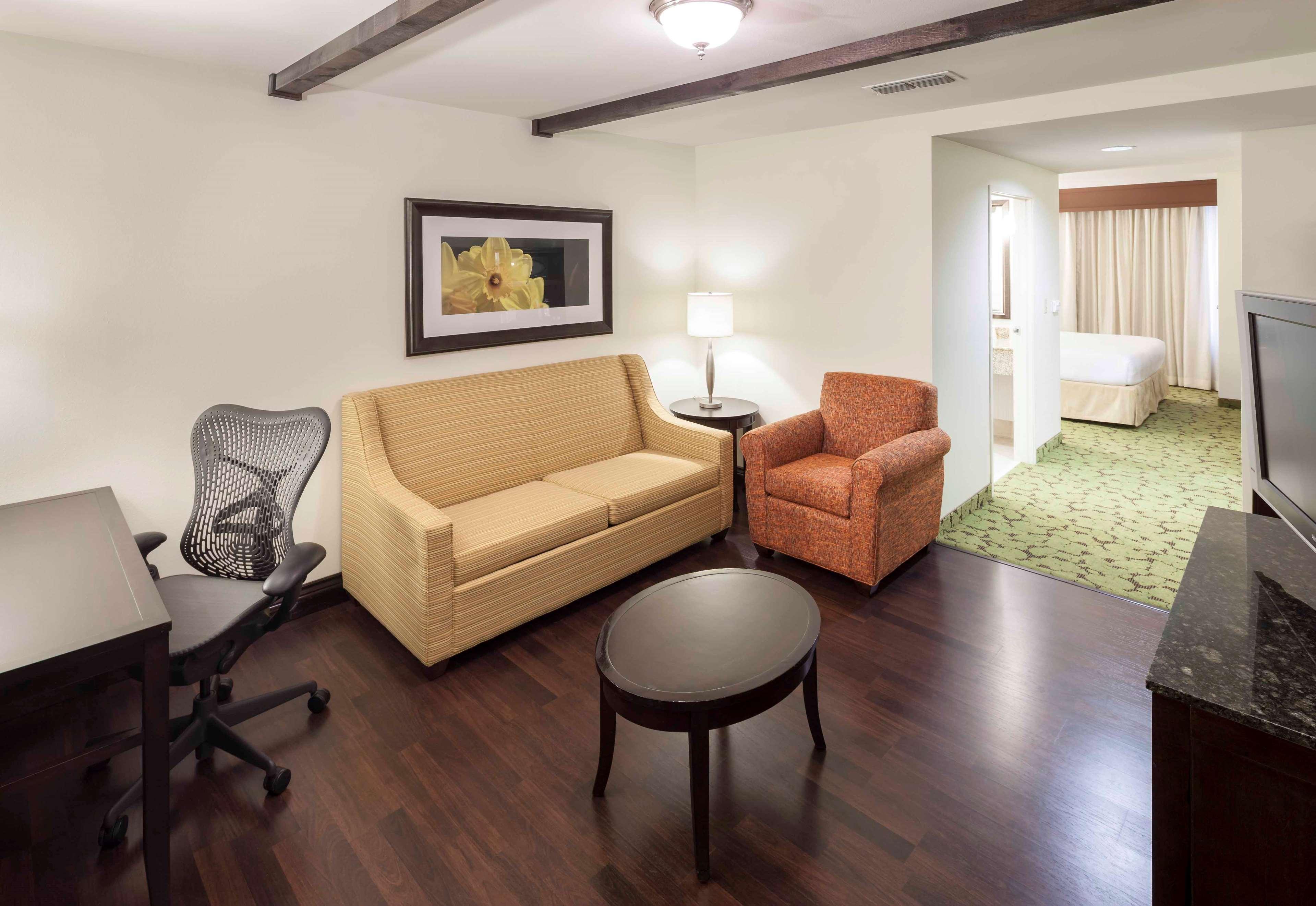 Hilton Garden Inn Dallas Lewisville Zewnętrze zdjęcie