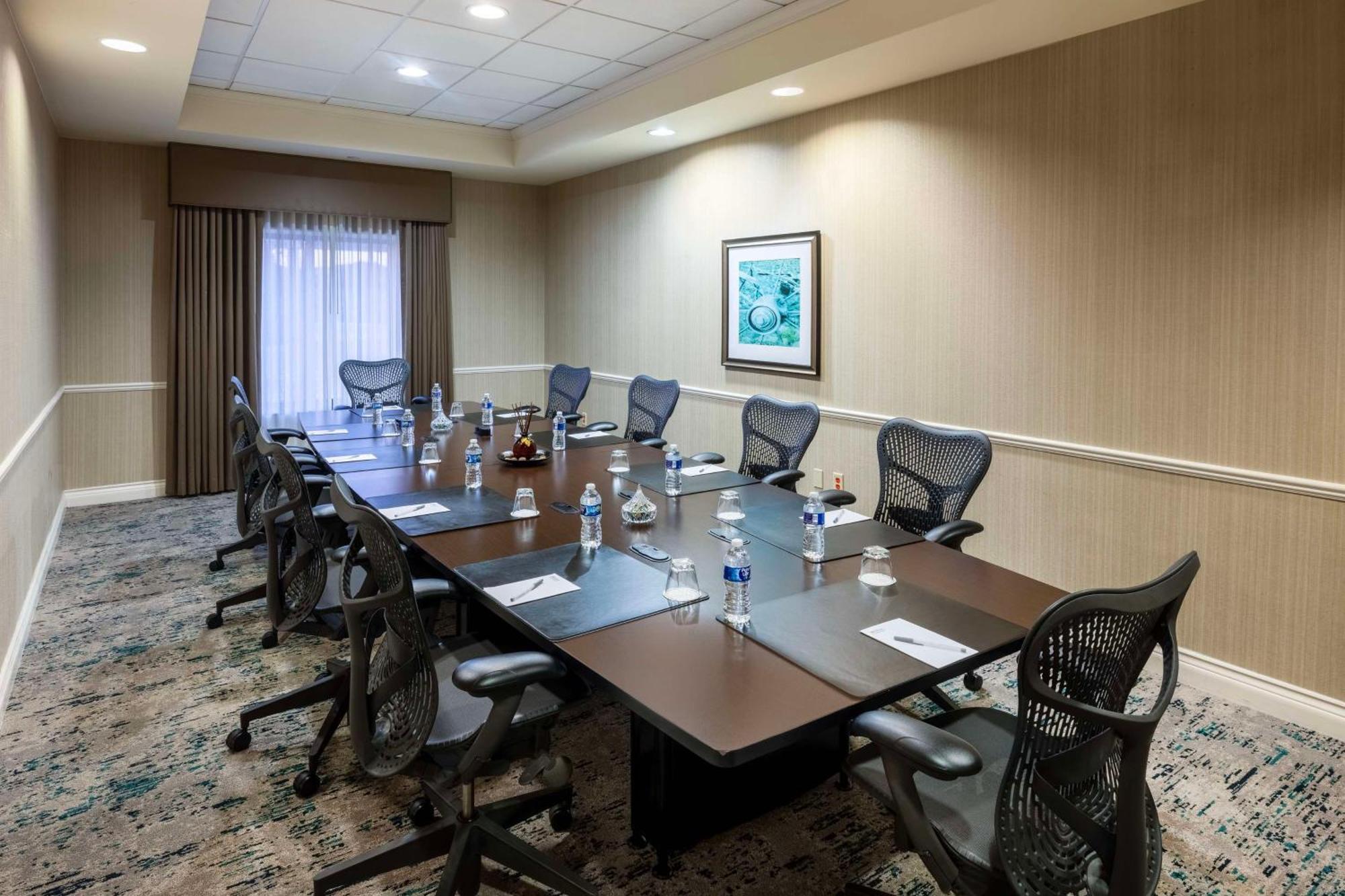 Hilton Garden Inn Dallas Lewisville Zewnętrze zdjęcie